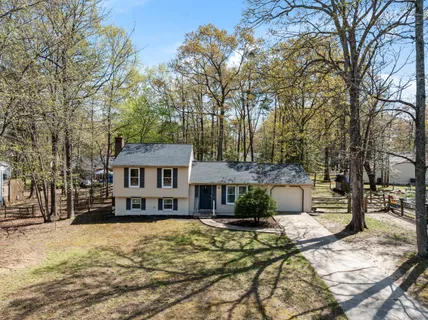 $420,000 | 3023 Huntington Circle, Waldorf, MD 20602