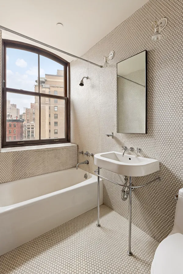 $25,000 | 40 West 13th Street, Unit 7 | Greenwich Village