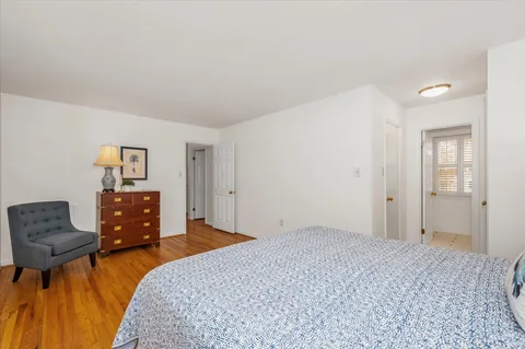 Contact Agent | 14 South Duke Street, Rockville, MD 20850