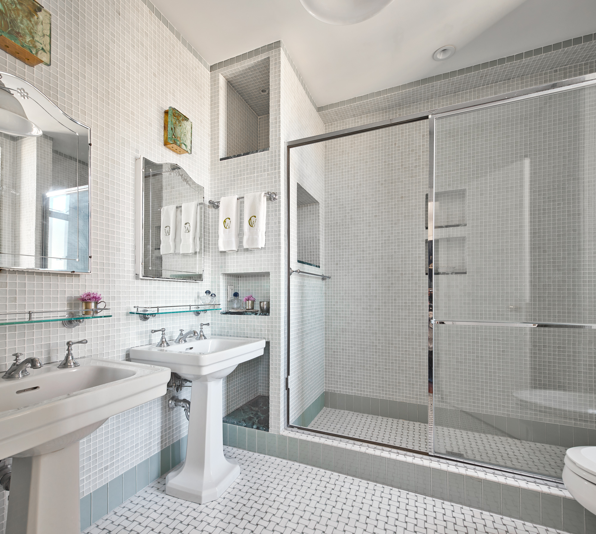 211 Central Park West, Unit 18A Manhattan, NY 10024 - Photo 9 of 12