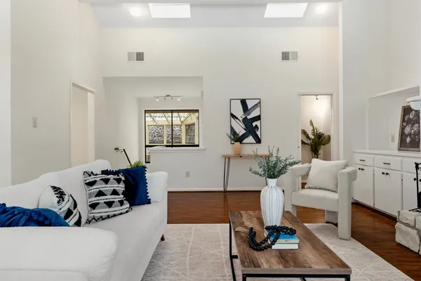 $624,900 | 6820 Cypress Point North, Unit 28, Austin, TX 78746