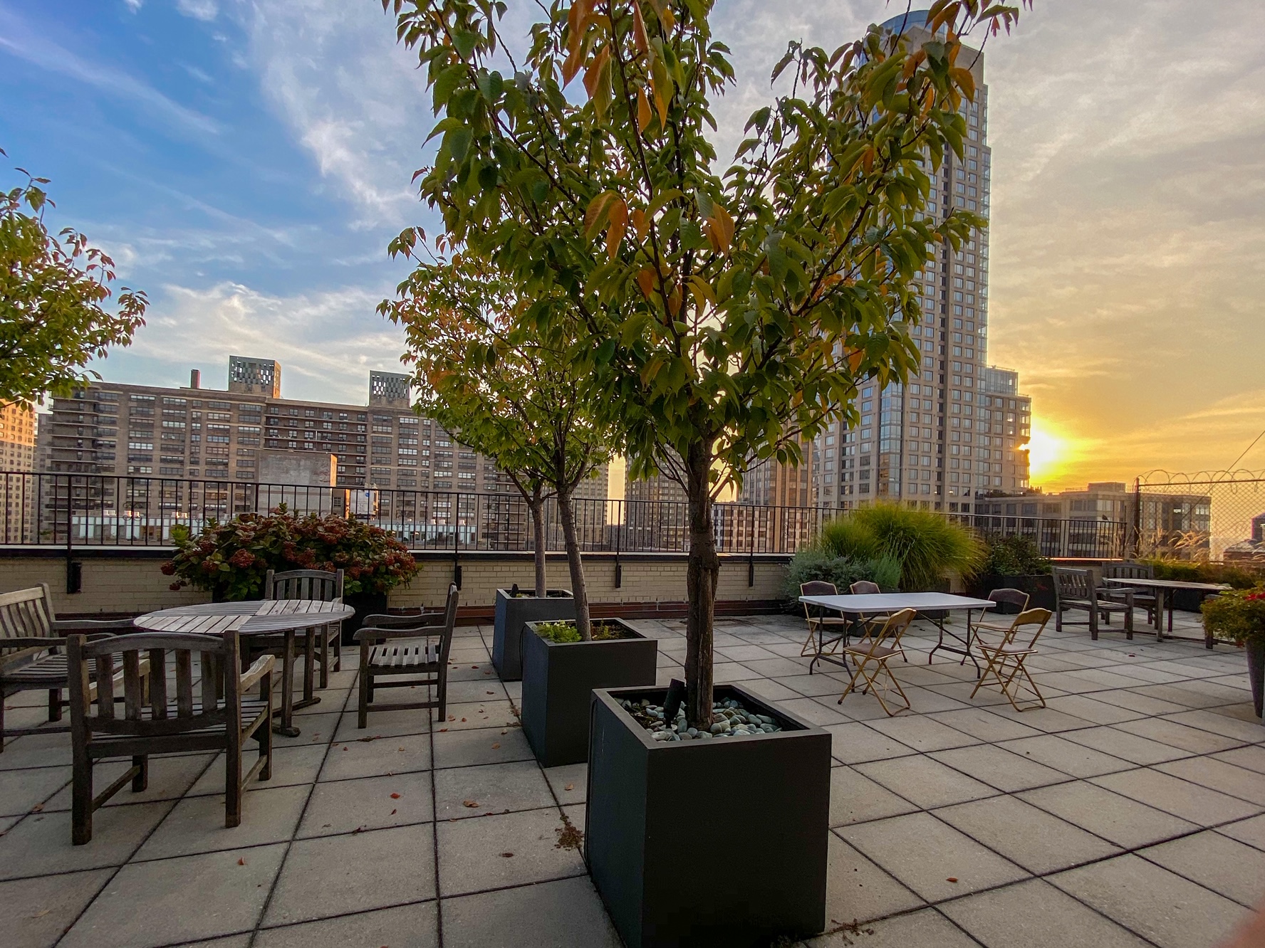 322 West 72nd Street, Unit 13B Manhattan, NY 10023 - Photo 19 of 21