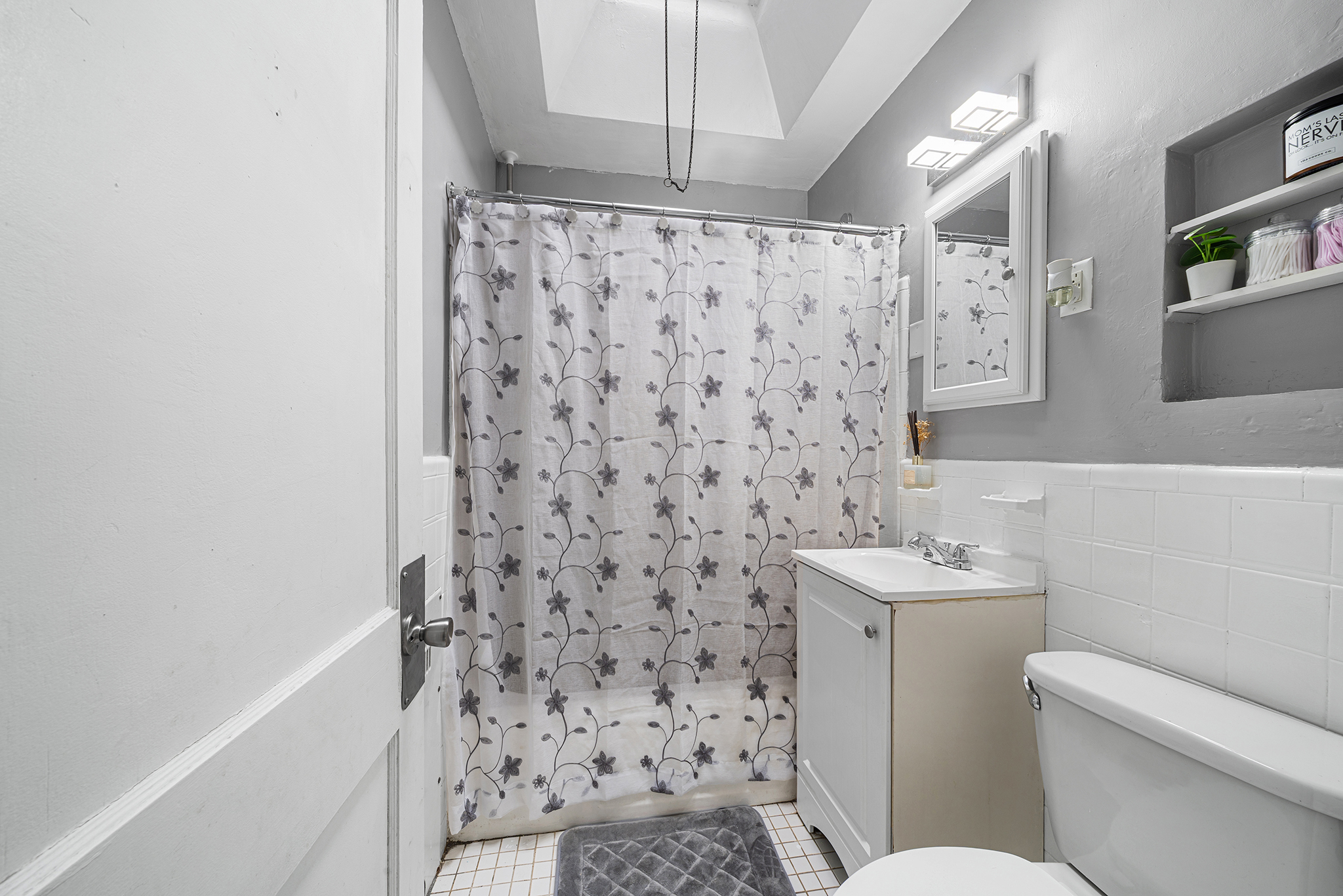 223 St Laurence Road Upper Darby, PA 19082 - Photo 14 of 28