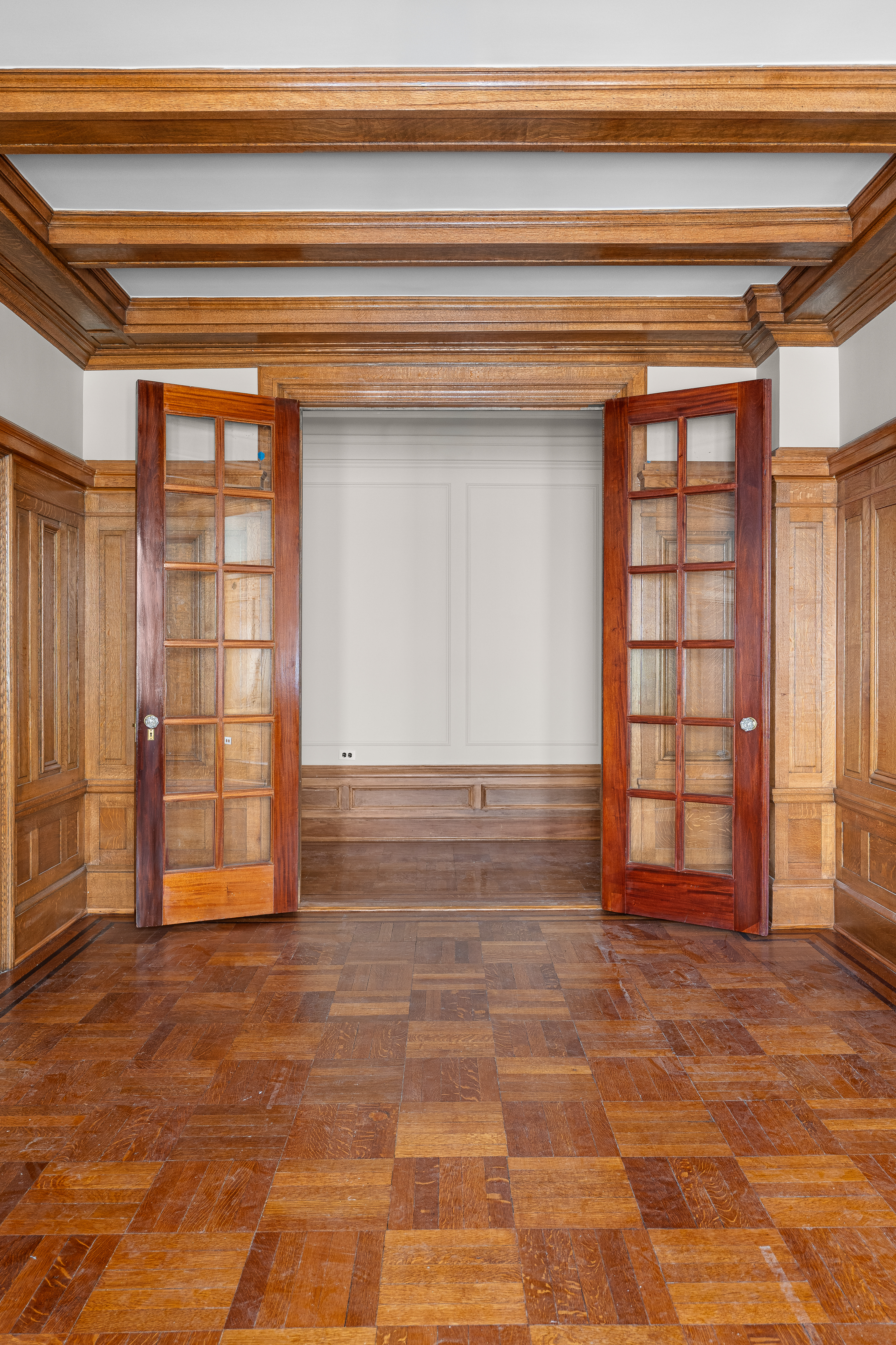 645 West End Avenue, Unit 11D Manhattan, NY 10025 - Photo 6 of 21 a view of an empty room with a window