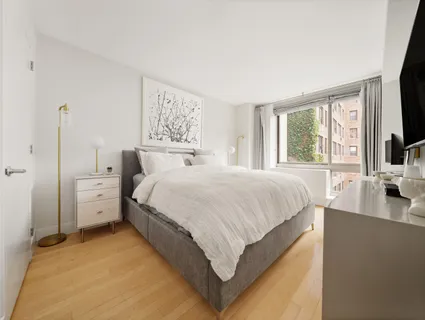 $699,999 | 242 East 25th Street, Unit 4A | Kips Bay
