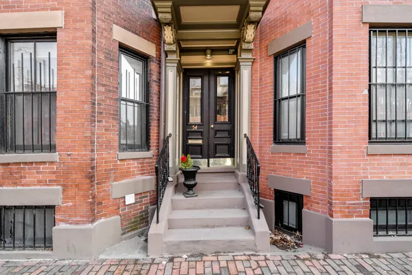 $2,500,000 | 54 Appleton Street, Unit 4, Boston, MA 02116