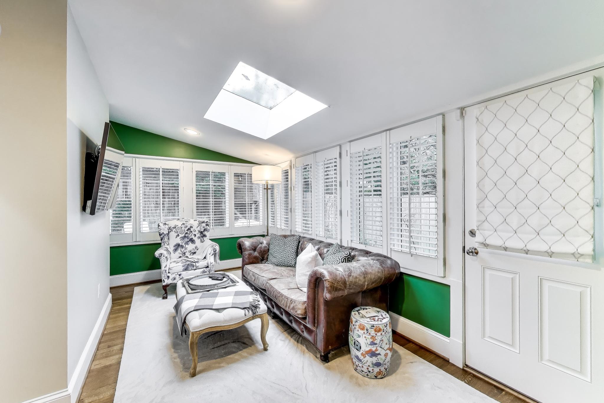 5205 Falmouth Road Bethesda, MD 20816 - Photo 8 of 50