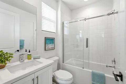 $1,100,000 | 5024 Rexton Drive, Camarillo, CA 93012