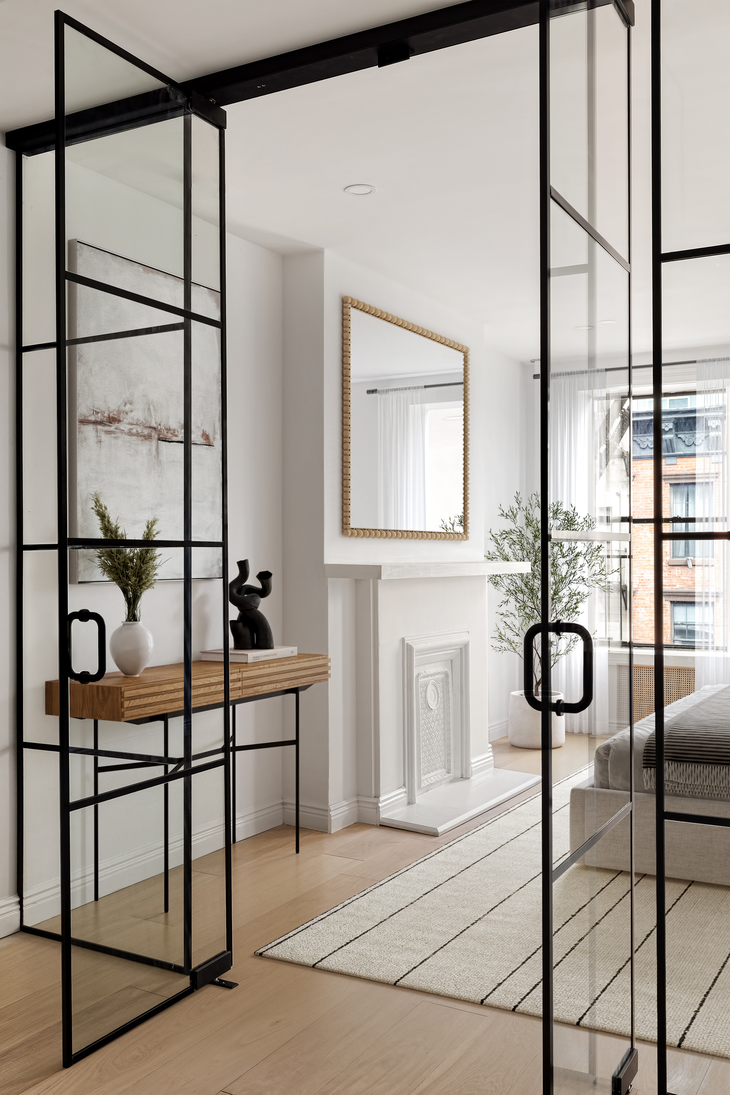 228 West 16th Street, Unit 4B Manhattan, NY 10011 - Photo 6 of 9 a view of a interior of the house