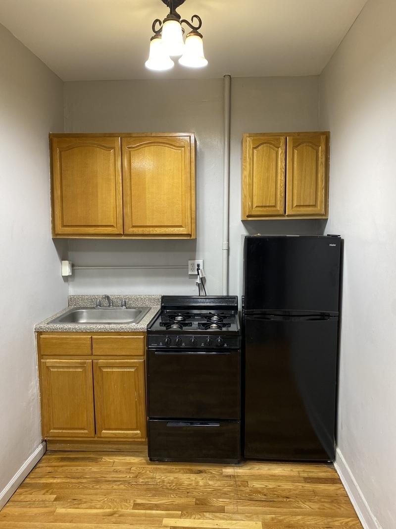 472 Smith Street, Unit 1F Brooklyn, NY 11231 - Photo 1 of 3