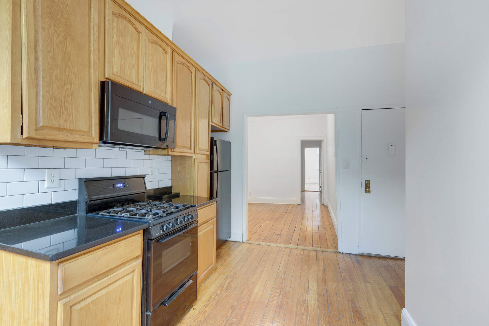 538 Driggs Avenue, Unit 2R Brooklyn, NY 11211 - Photo 15 of 23
