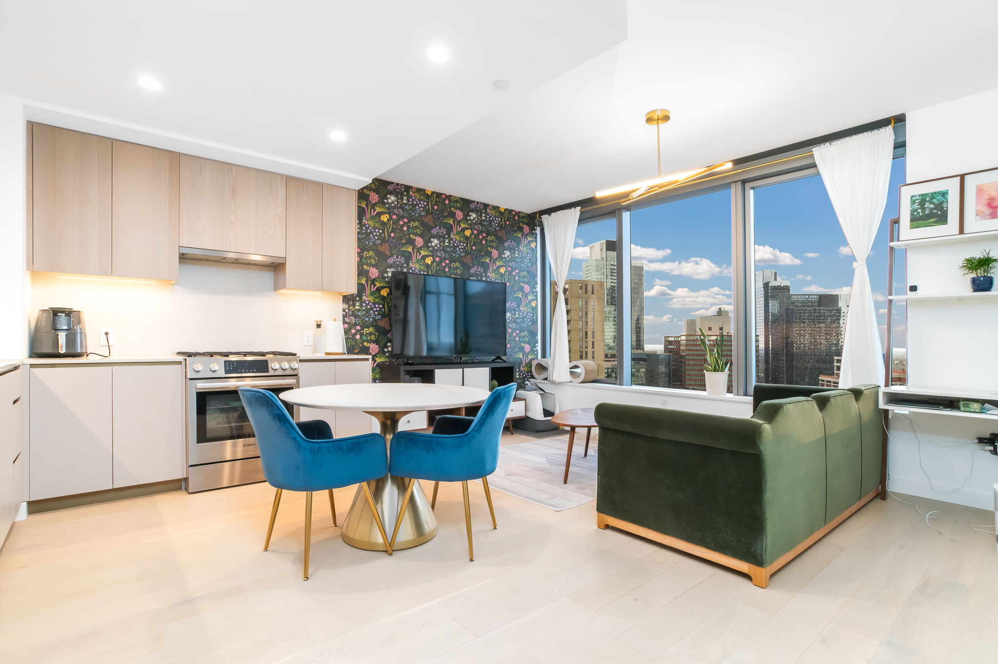 3 Court Square, Unit 3504 Queens, NY 11101 - Photo 8 of 22