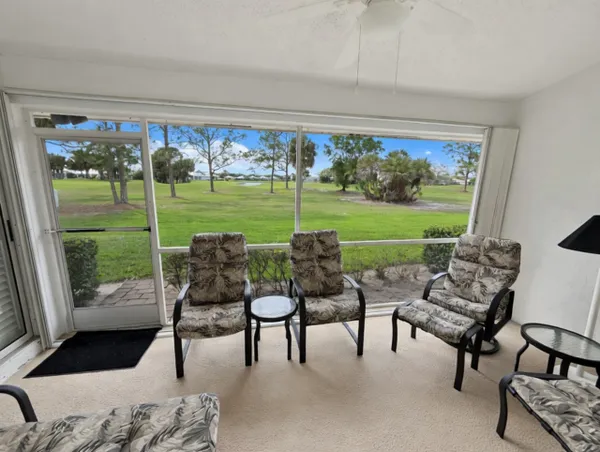 $425,000 | 2424 Southwest Foxpoint Trail, Palm City, FL 34990