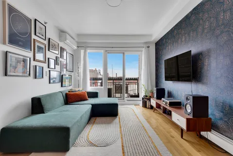 $695,000 | 228 Bushwick Avenue, Unit 6A | Williamsburg