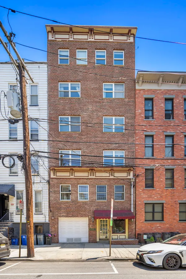 $1,125,000 | 225 Clinton Street, Unit 2, Hoboken, NJ 07030