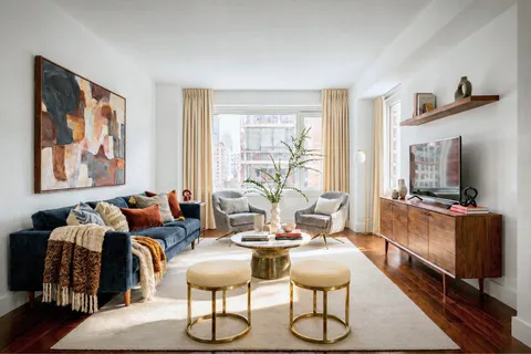 $1,400,000 | 44-27 Purves Street, Unit 8A | Long Island City