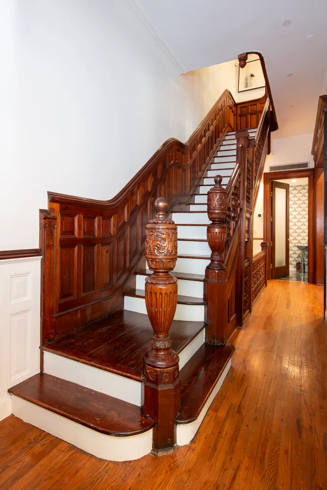 a view of entryway with wooden floor