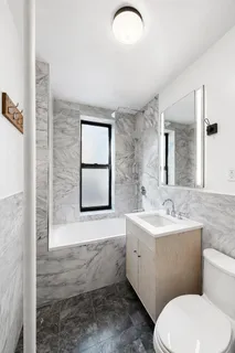 $1,280,000 | 24-39 38th Street, Unit B10B9 | Astoria