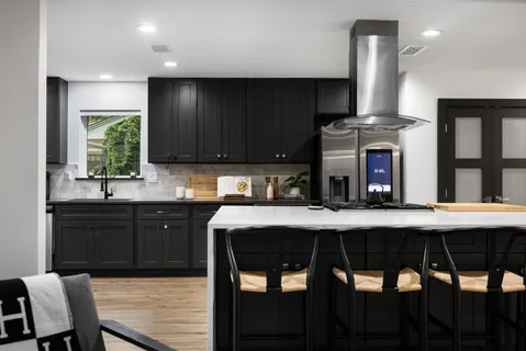 $849,000 | 10262 Vinemont Street, Dallas, TX 75218