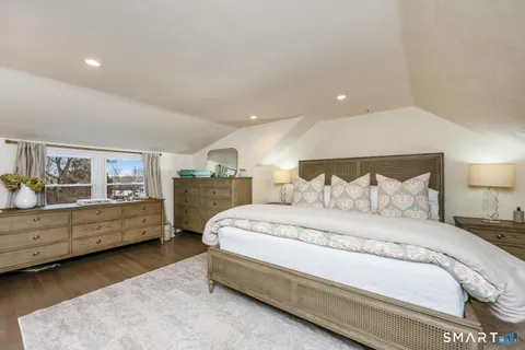 $1,150,000 | 16 Fairfield Avenue, Darien, CT 06820