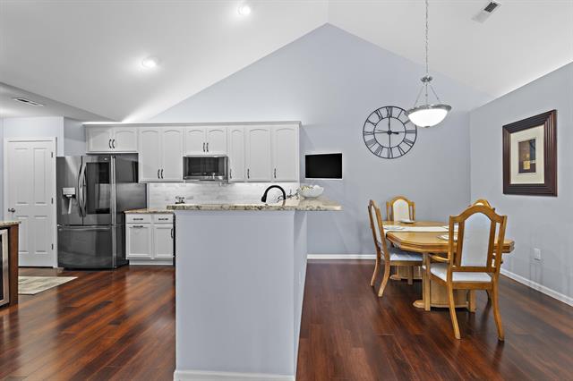 10 Pond View Way Fitchburg, WI 53711 - Photo 22 of 68