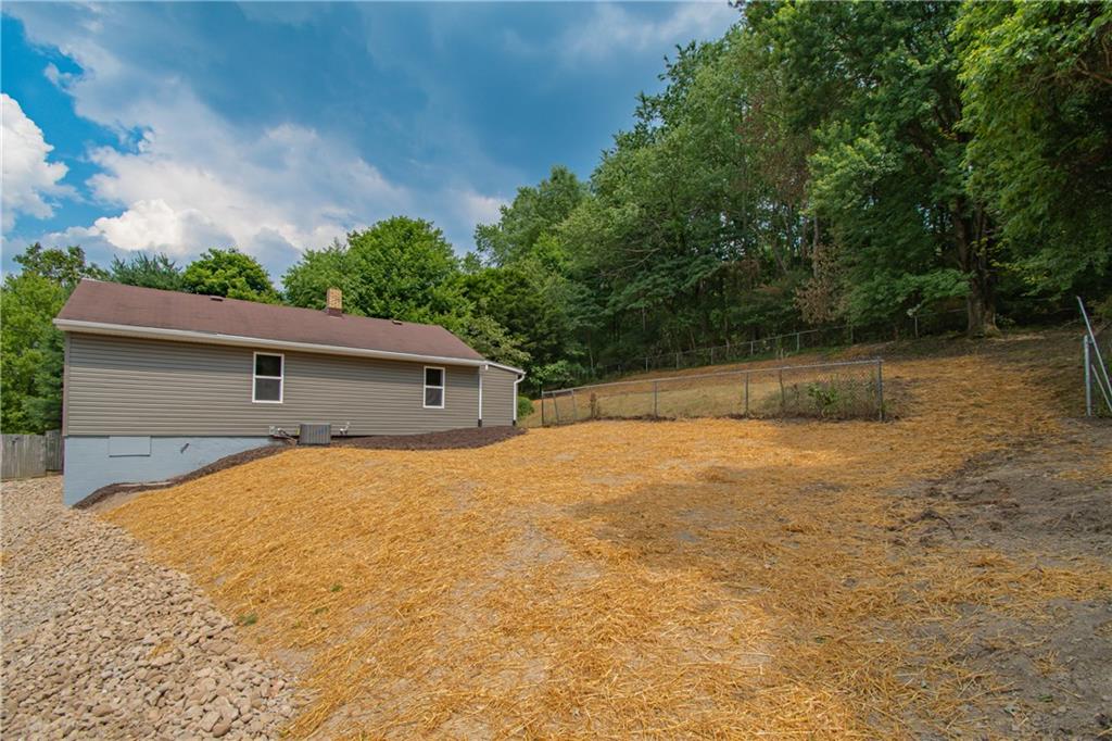 518 State Route Tarentum, PA 15084 - Photo 5 of 25