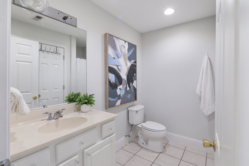 1306 Columbia Road, Unit 5C Boston, MA 02127 - Photo 13 of 19 Gallery Image 13