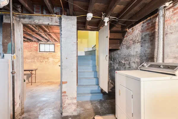 $695,000 | 12 Lauriston Street, Providence, RI 02906