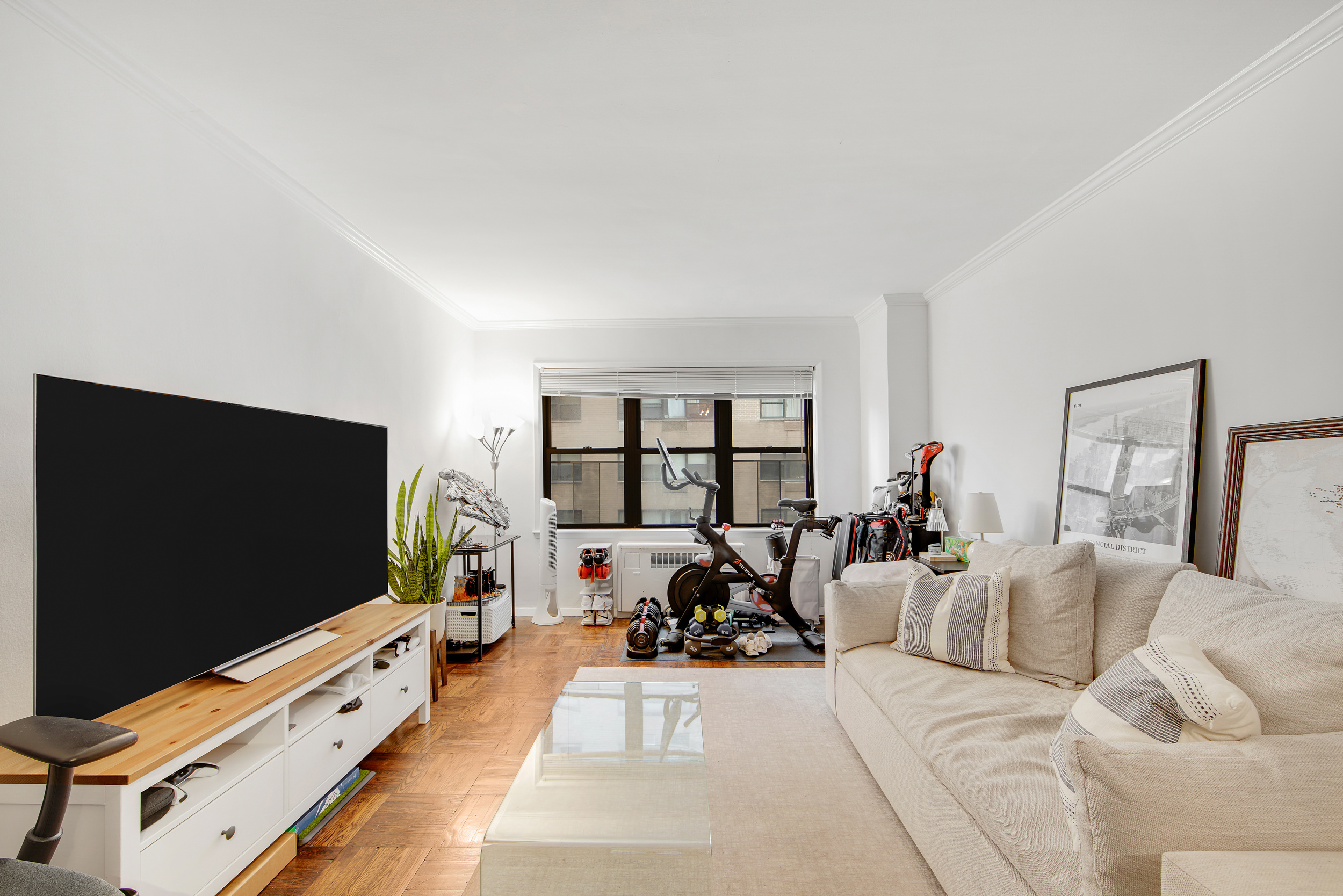 301 East 48th Street, Unit 5D Manhattan, NY 10017 - Photo 8 of 15
