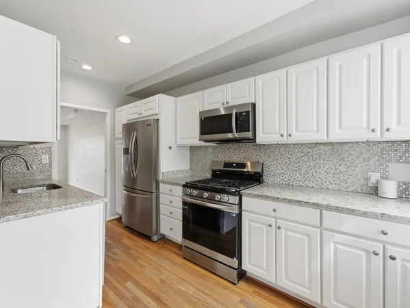 $8,000 | 2127 Newport Place Northwest, Washington, DC 20037