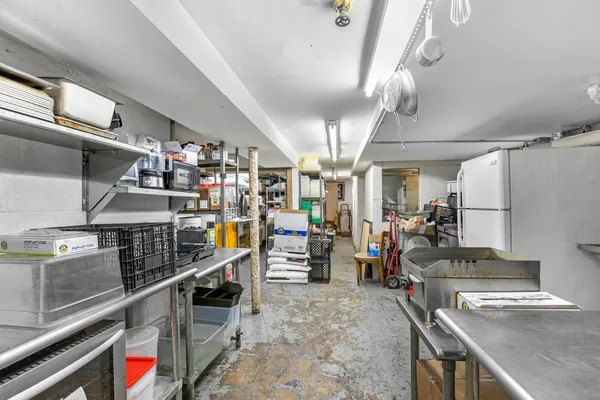 $2,600 | 4-87 Seneca Avenue, Unit G | Ridgewood