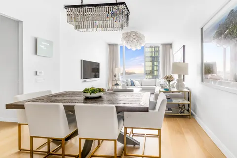 $4,450,000 | 10 Riverside Boulevard, Unit 28C | Upper West Side