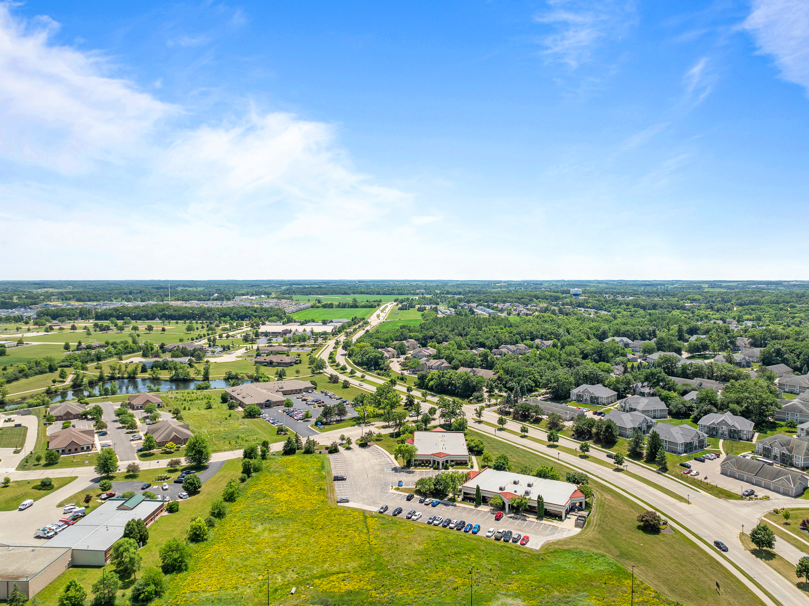 751 Geneva Parkway North, Unit SUITES 1 Lake Geneva, WI 53147 - Photo 32 of 40 Gallery Image 32