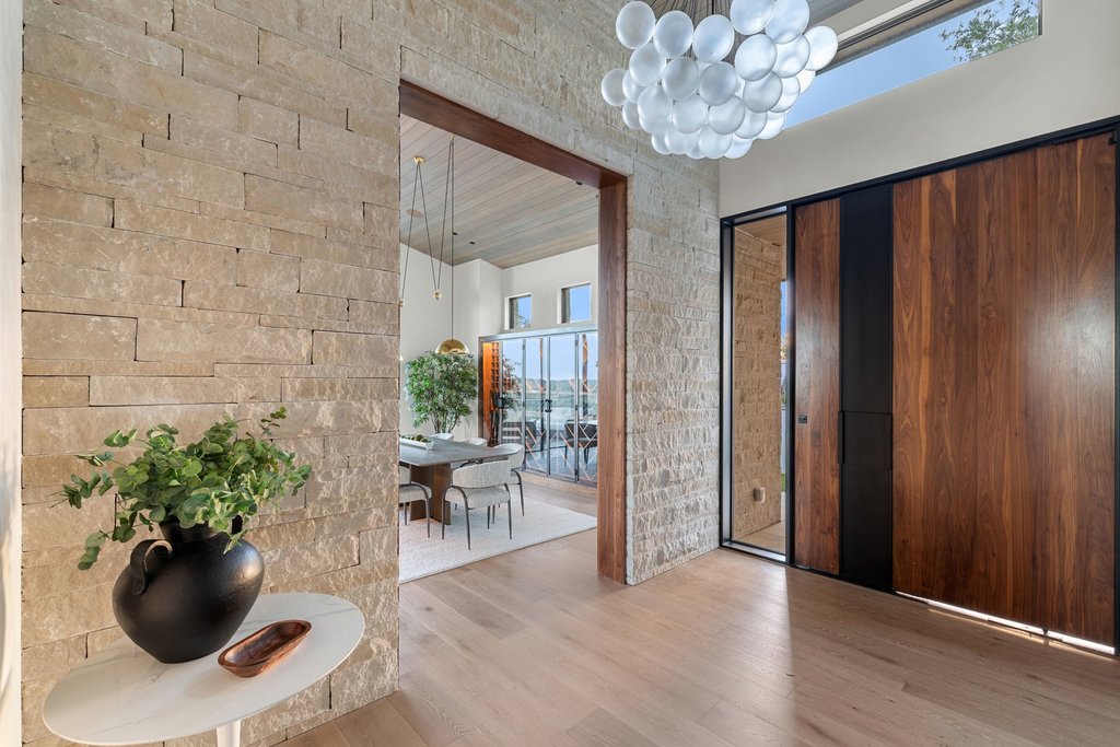 Mt Bonnell Road Austin, TX 78731 - Photo 6 of 51 a view of a dining room with furniture and a potted plant