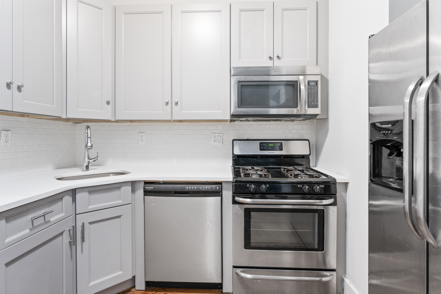 17 Grattan Street, Unit 1 Brooklyn, NY 11206 - Photo 3 of 12