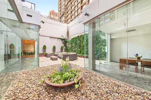 $1,820,000 | 303 East 33rd Street, Unit 7N | Kips Bay