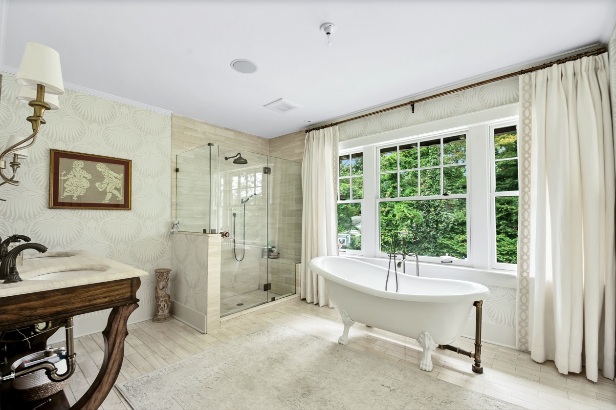 35 Grymes Hill Road Staten Island, NY 10301 - Photo 21 of 31