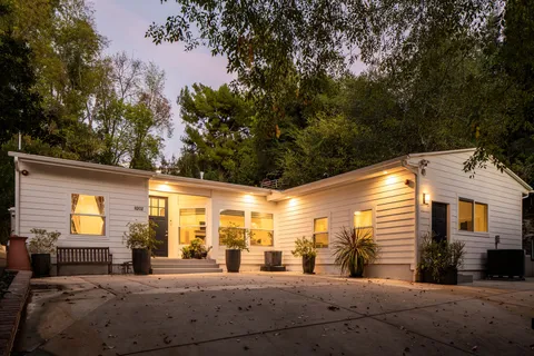 $2,849,000 | 11202 Canton Drive, Studio City, CA 91604