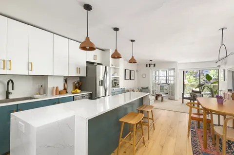 $1,615,000 | 267 West 71st Street, Unit 2FR | Upper West Side