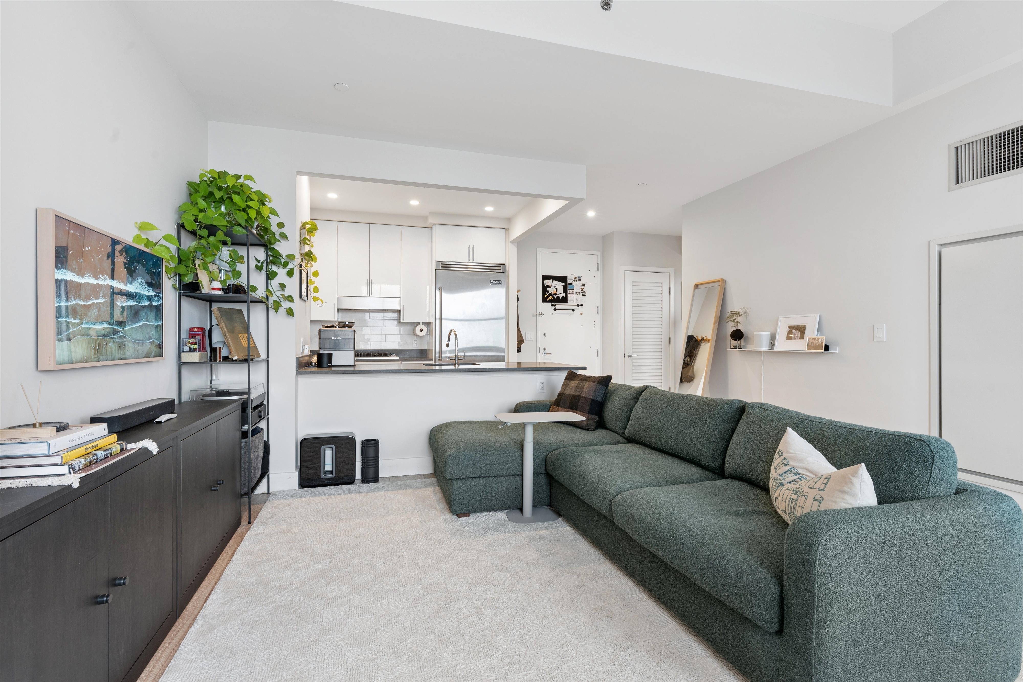 1 Hanson Place, Unit 24E Brooklyn, NY 11243 - Photo 2 of 34