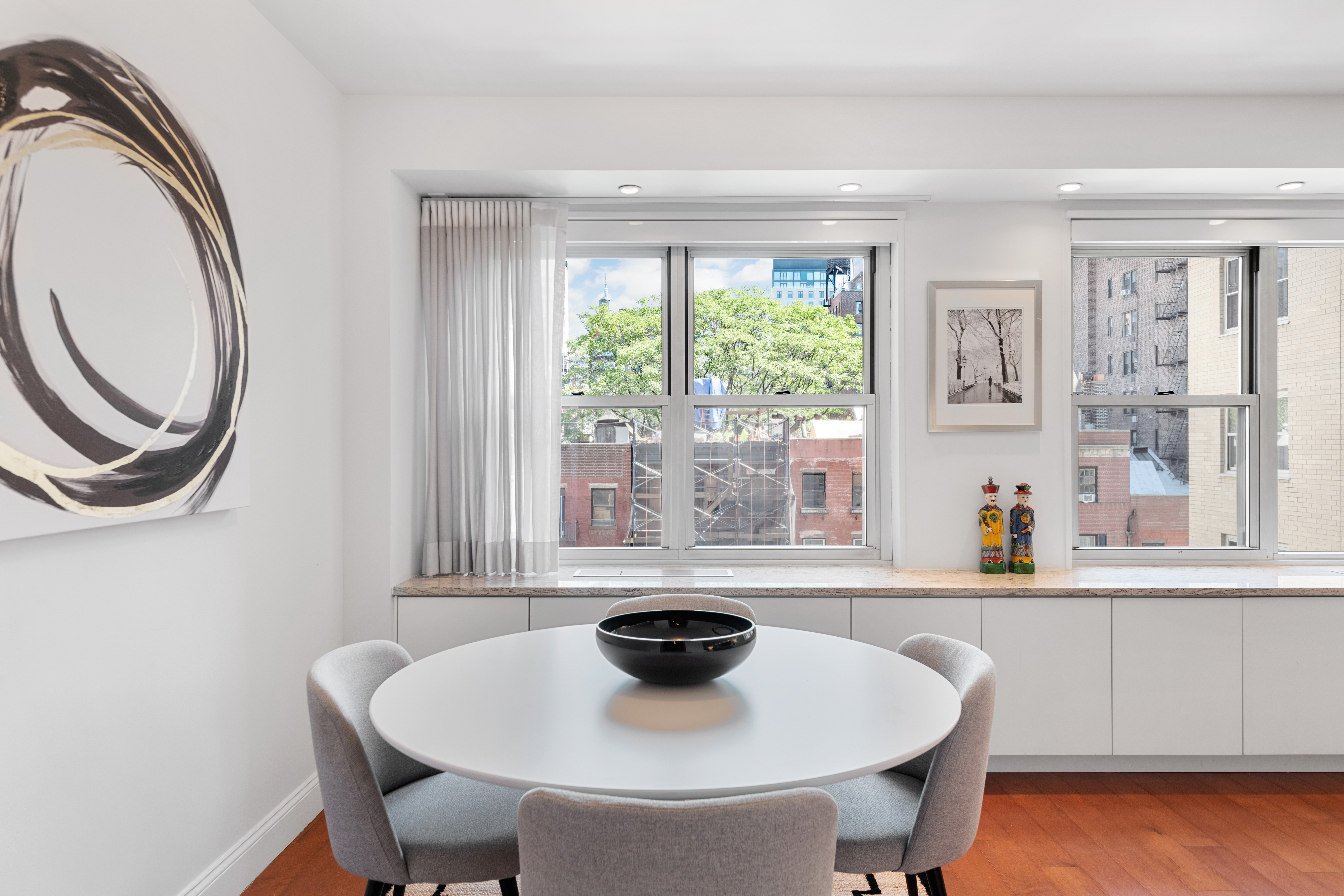 20 East 9th Street, Unit 7X Manhattan, NY 10003 - Photo 7 of 30