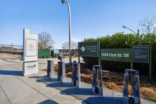 $1,175,000 | 814 3rd Street Southeast, Washington, DC 20003