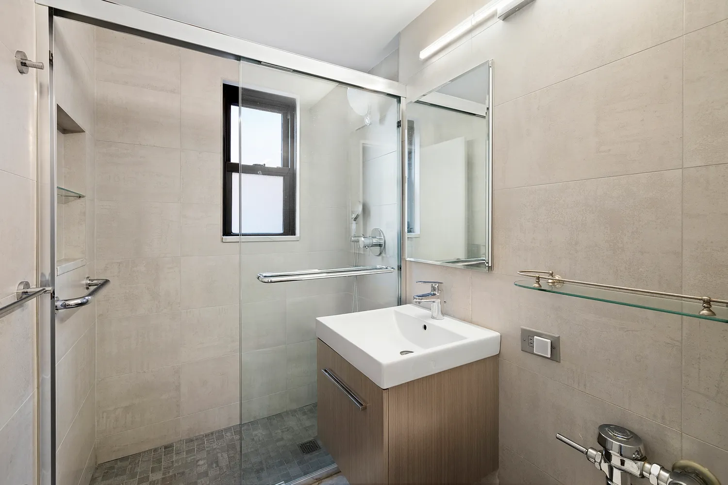 $935,000 | 54 West 16th Street, Unit 6F | Flatiron