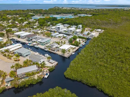 $1,689,000 | 365 Loeb Avenue, Key Largo, FL 33037