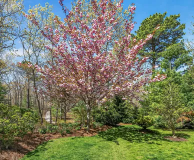$9,995,000 | 102 & 104 Two Holes Water Road, East Hampton, NY 11937