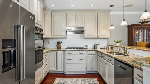 $1,250,000 | 1510 Bainbridge Street, Philadelphia, PA 19146