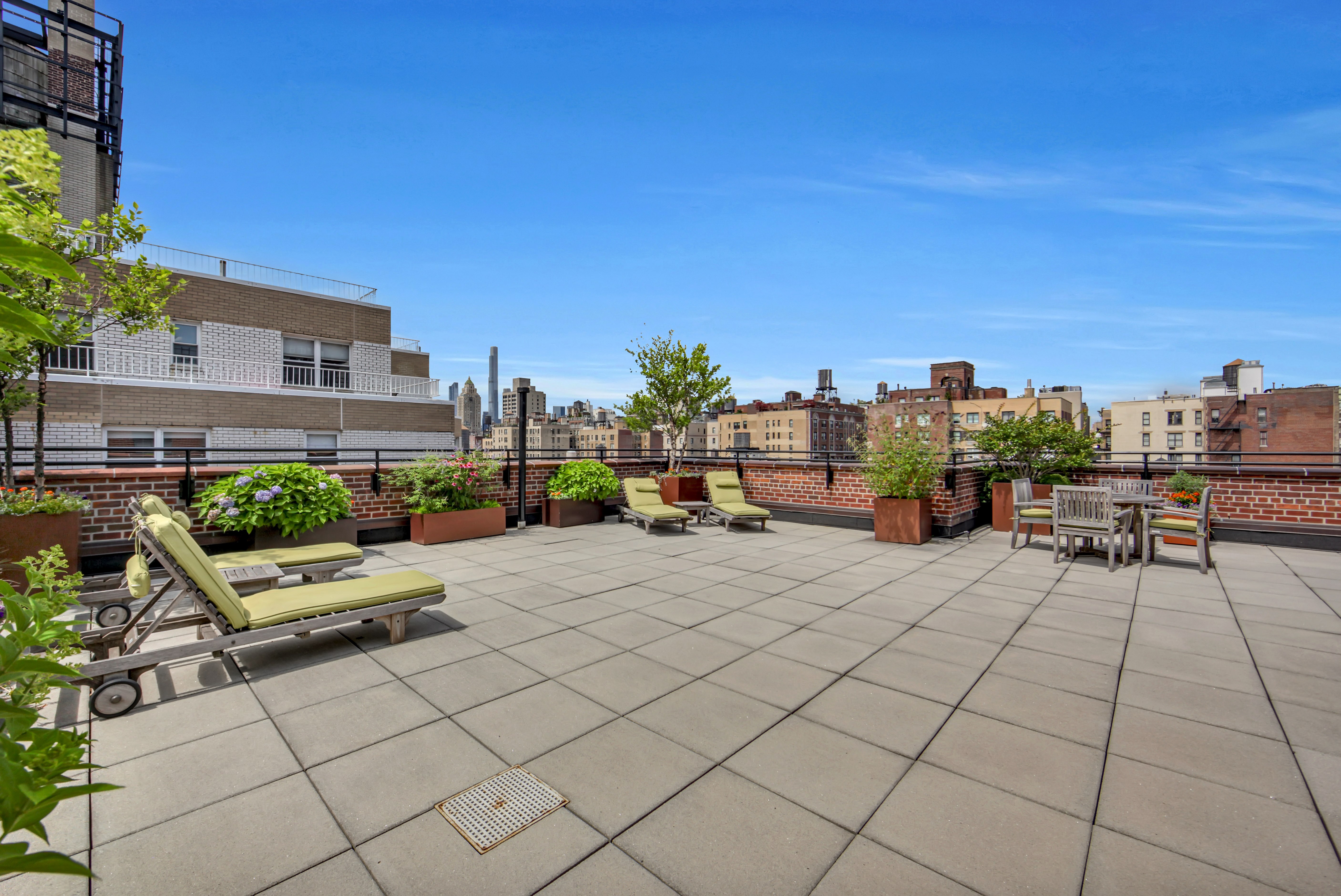 144 East 84th Street, Unit 10E Manhattan, NY 10028 - Photo 10 of 15