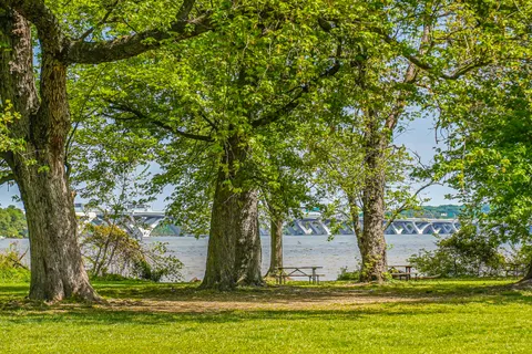 Contact Agent | 6328 Golf Course Square, Alexandria, VA 22307
