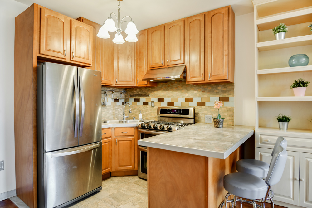 909 East 29th Street, Unit 6G Brooklyn, NY 11210 - Photo 3 of 8
