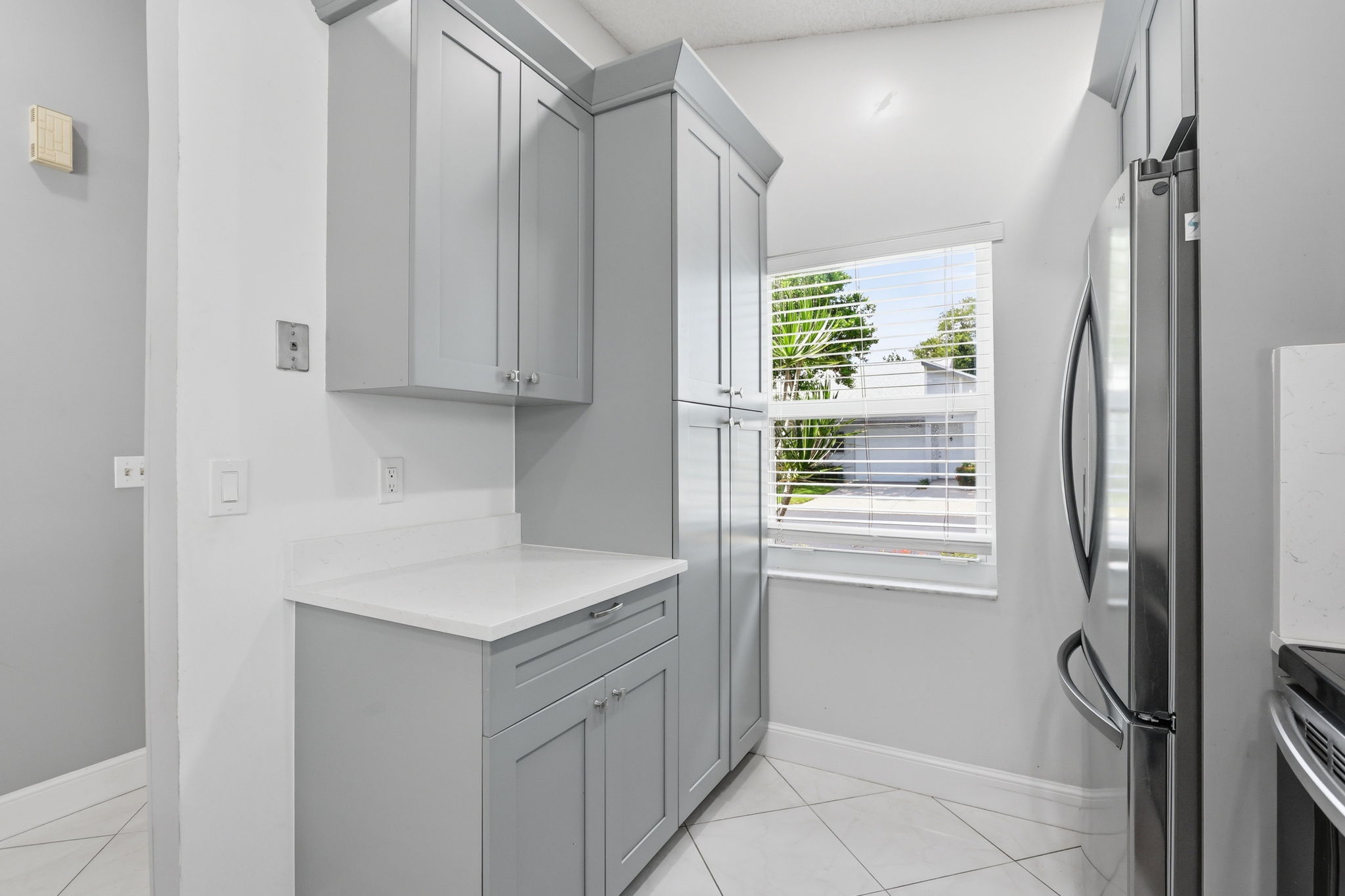 8621 Jasmine Way Boca Raton, FL 33496 - Photo 5 of 25